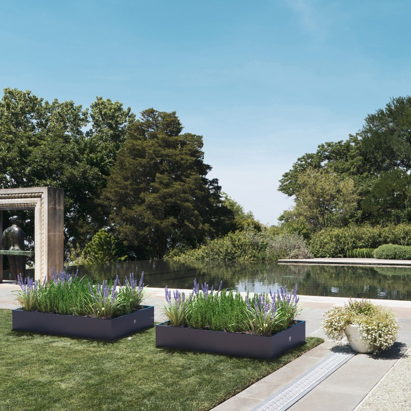 Niedriger Herstera Pflanzkübel PLANTER EDGE aus Metall Anthrazit 150x100x25 cm