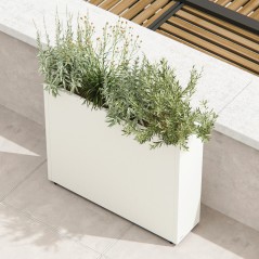 Hoher Herstera Pflanzkübel PLANTER DIVIDER 25 aus Metall Weiß 100x25x80 cm