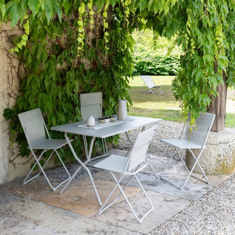 Set con Tavolo e 4 sedie BALCONY 120 x 70 cm colore Seigle LaFuma Set con Tavolo e 4 sedie BALCONY 120 x 70 cm colore Seigle LaFuma