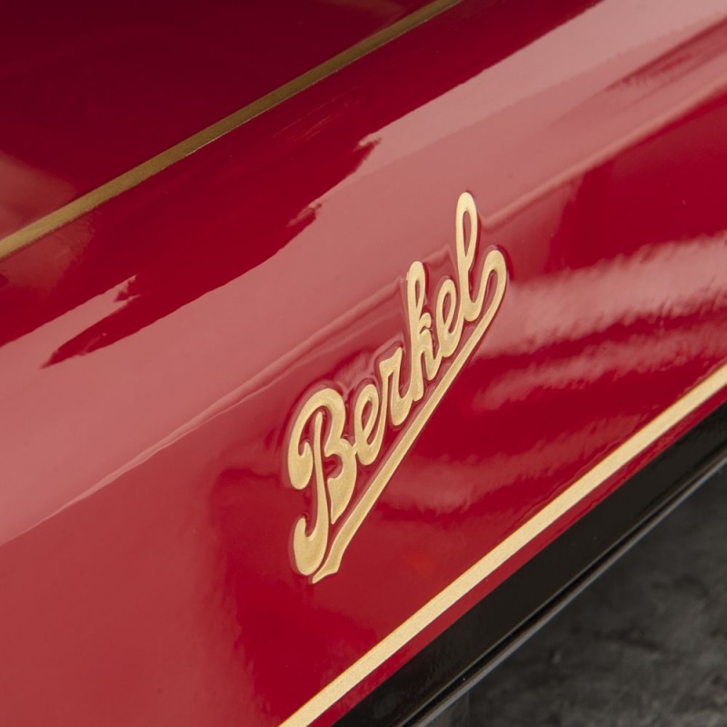 Berkel Slicer Volano Fiorito B116 color Red Berkel - Gold Decorations