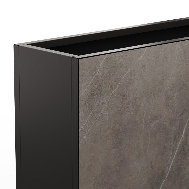 Macetero alto Herstera DECO PLANTER DIVIDER 40 de metal negro y panel efecto mármol 100x40x80 cm