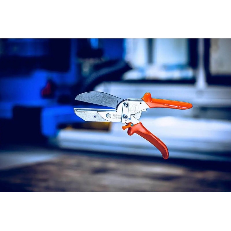 LÖWE SCISSORS FOR FLAT STRIPS WITHOUT STOPPER