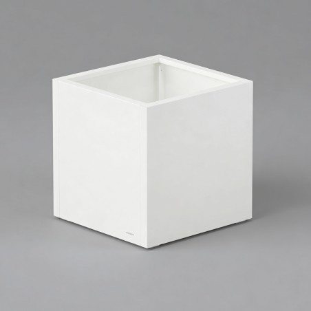 Jardinera cúbica Herstera PLANTER CUBE 50 de metal color blanco 50x50x50 cm