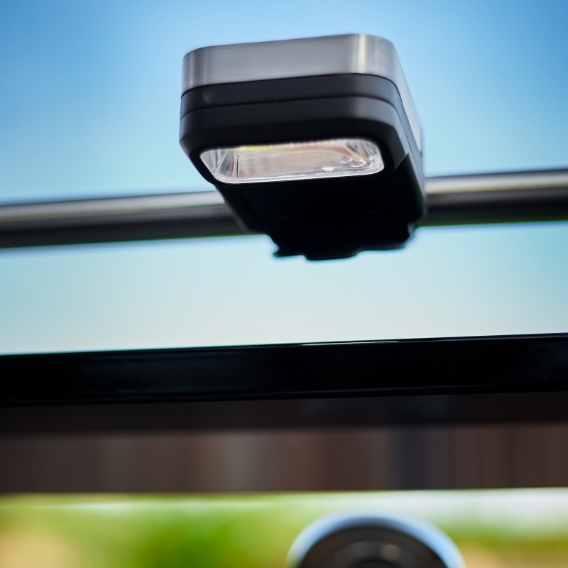 Luz LED universal para barbacoa Rösle con asa cód. 250448 Luz LED universal para barbacoa Rösle con asa cód. 250448