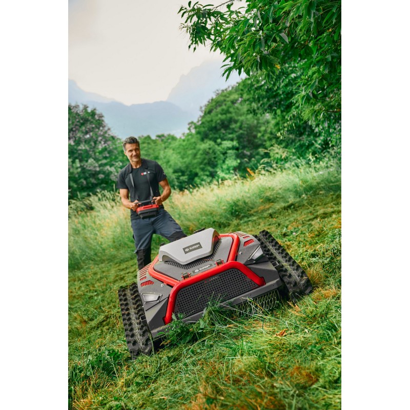 Desbrozadora de orugas radiocontrolada Blue Bird FM 25-75 H anchura de corte 736 mm Honda Twin 21 CV