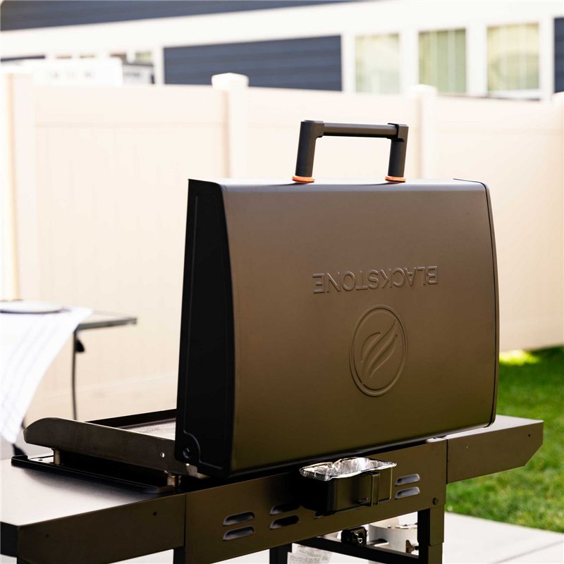 Plancha de gas Blackstone Original Omnivore 28″ con tapa Cód. 2287DK Plancha de gas Blackstone Original Omnivore 28″ con tapa Cód. 2287DK