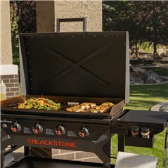 Plancha de gas Blackstone Iron Forged Omnivore 36″ con tapa Cód. 2310DK