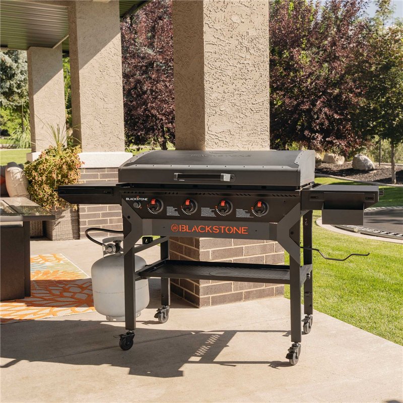 Gas griddle Blackstone Iron Forged Omnivore 36″ with hood Code 2310DK