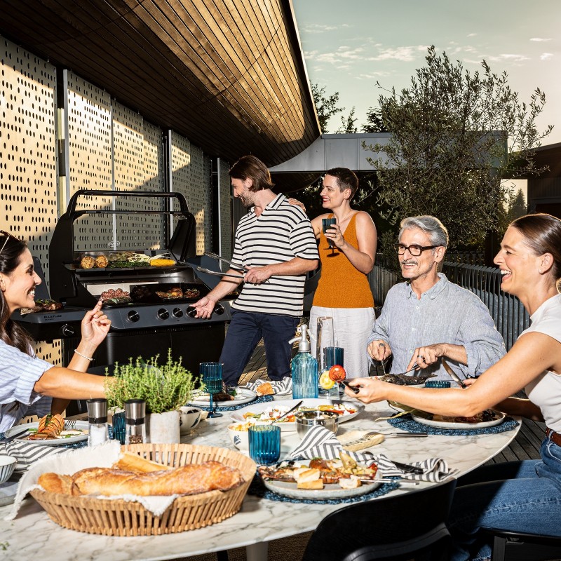 Rösle Gas Barbecue BLAZEFLAME Master 4 Black cod. 251063 Rösle Gas Barbecue BLAZEFLAME Master 4 Black cod. 251063