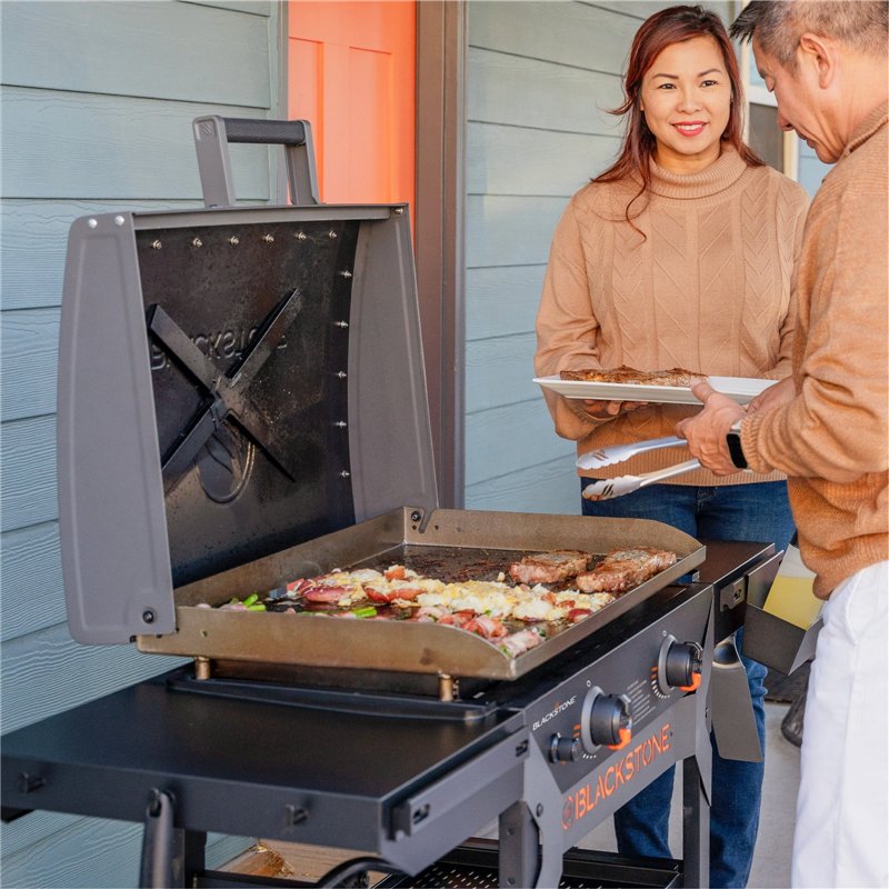 Gas griddle Blackstone Iron Forged Omnivore 28″ with hood Code 2311DK