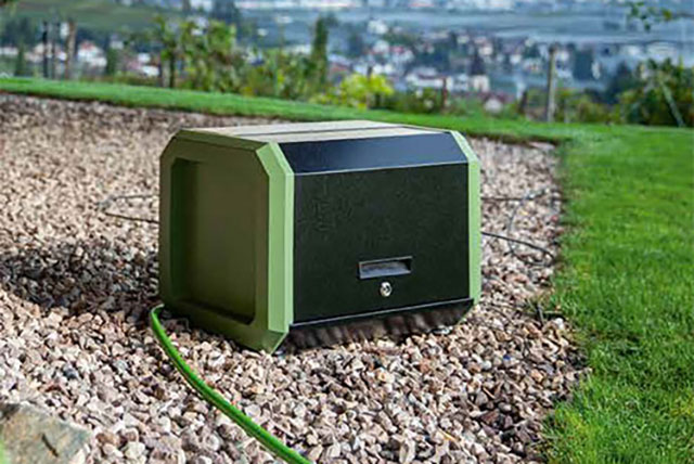 Stocker Geyser Pro mosquito system