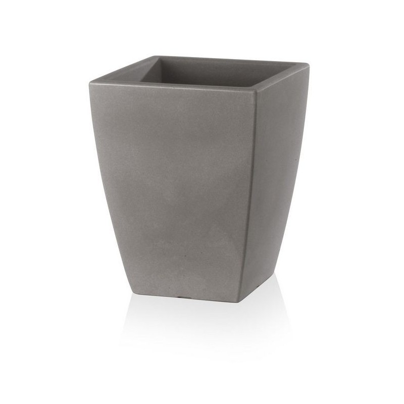 Venetian square vase Venetian square vase