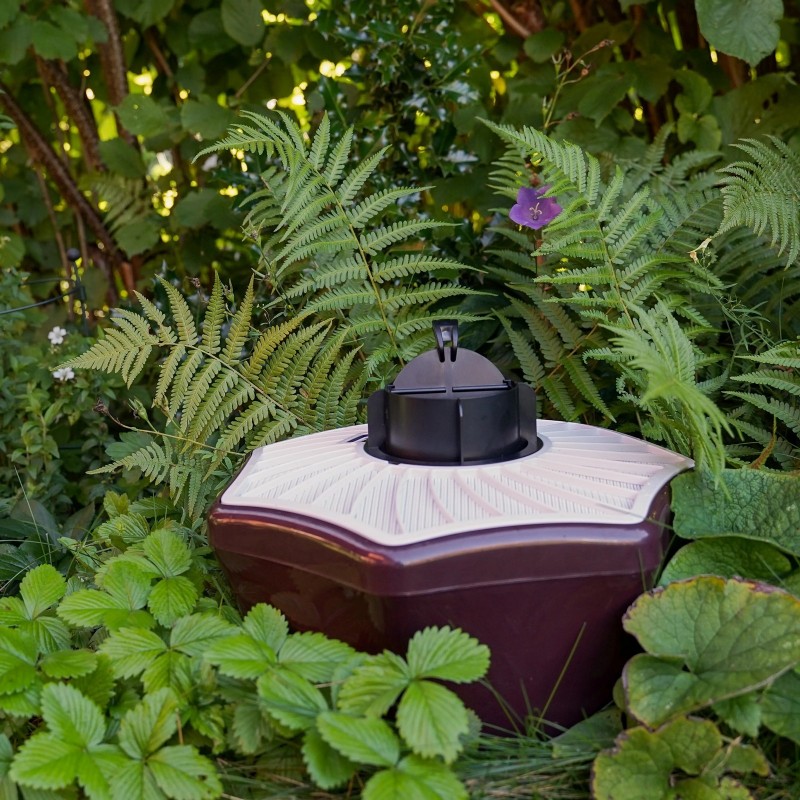 Biogents BG-Mosquitaire outdoor electric mosquito trap Biogents BG-Mosquitaire outdoor electric mosquito trap