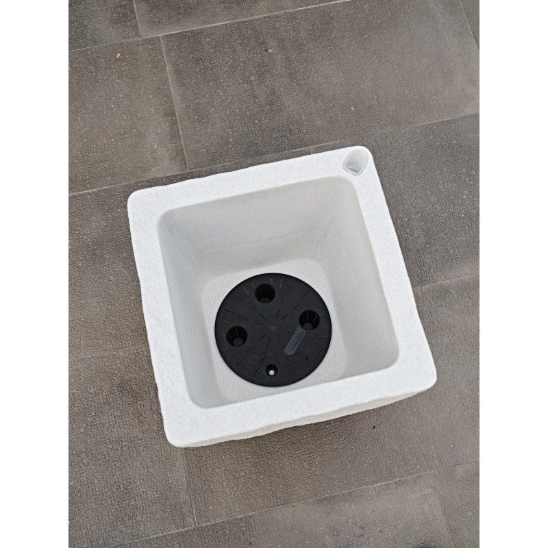 Lithos planter Lithos planter