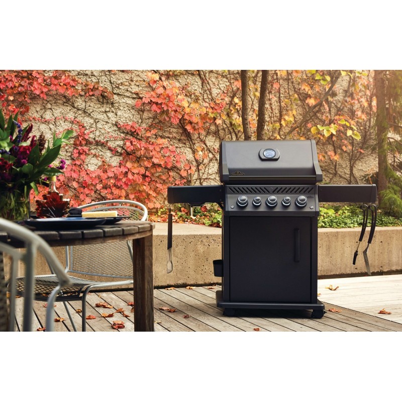 Napoleon gas barbecue PHANTOM ROGUE SE 425 cod. RSE425RSIBPMK Napoleon gas barbecue PHANTOM ROGUE SE 425 cod. RSE425RSIBPMK
