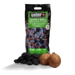 4 kg bag of Weber coconut shell briquettes Cod. 18401
