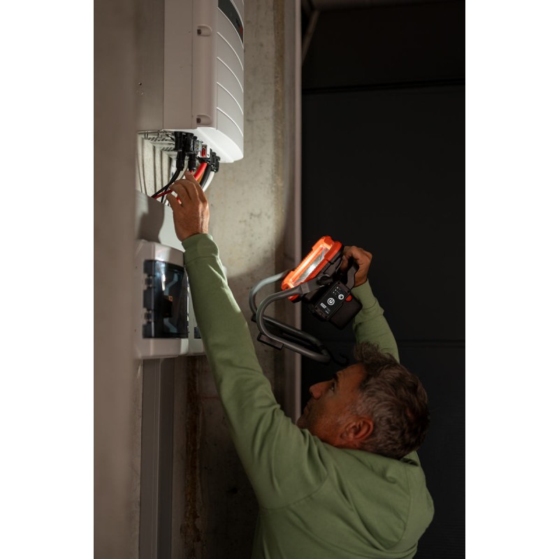 21 V battery-powered LED headlight Stocker 21 V battery-powered LED headlight Stocker