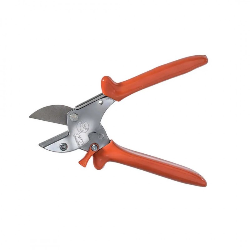 LÖWE 5 AMBOSS BABY SCISSORS WITH CURVED HANDLE LÖWE 5 AMBOSS BABY SCISSORS WITH CURVED HANDLE