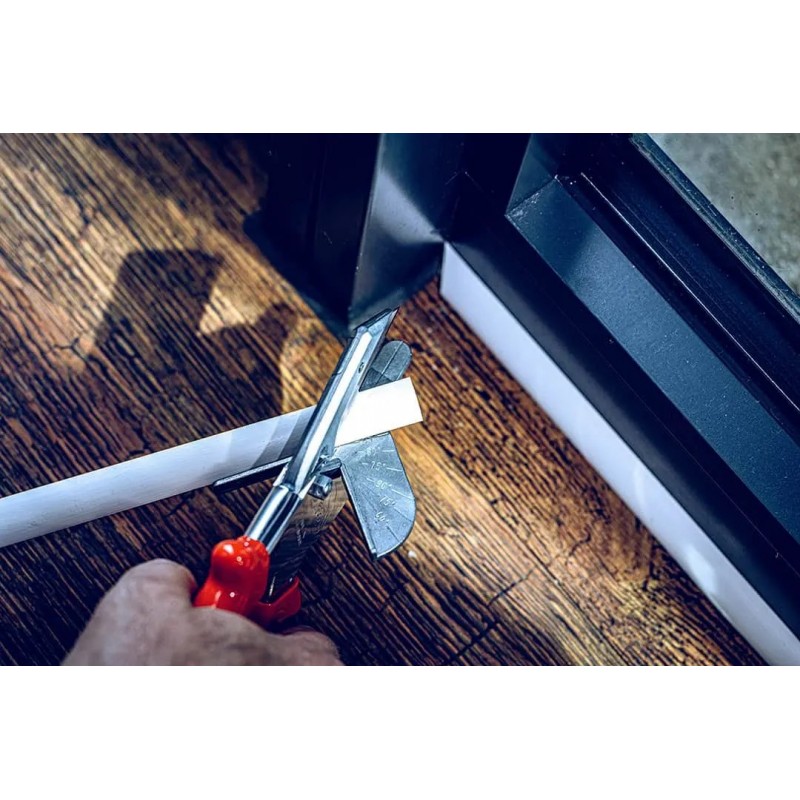 LÖWE SCISSORS WITH TRAPEZOIDAL BLADE LÖWE SCISSORS WITH TRAPEZOIDAL BLADE