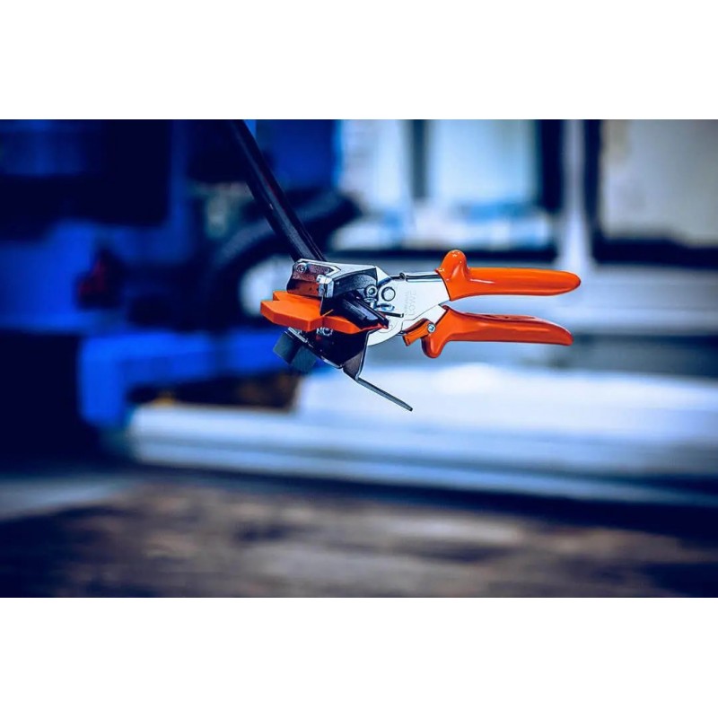 FORBICE LÖWE FORBICE GUARNIZIONE CON TAGLIO A Y