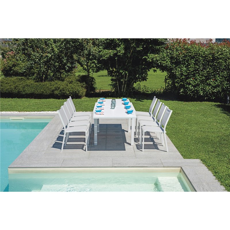 Greenwood Montecatini Extendable Aluminum Garden Table 135/270x90.5 cm - White Greenwood Montecatini Extendable Aluminum Garden Table 135/270x90.5 cm - White