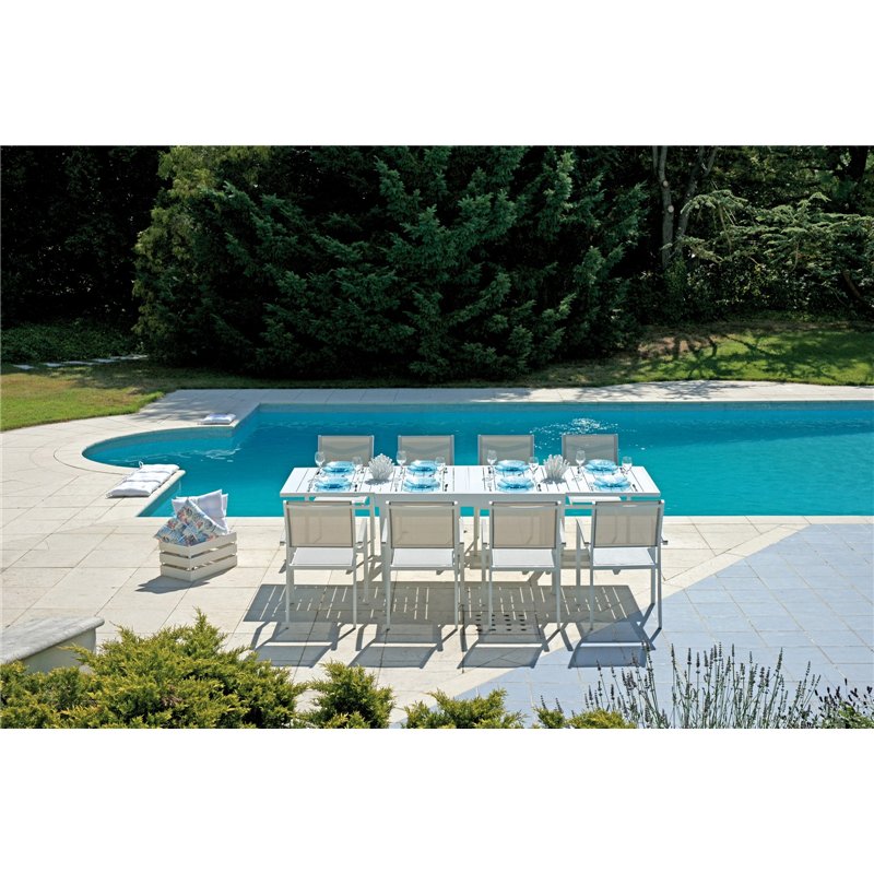 Greenwood Montecatini Extendable Aluminum Garden Table 135/270x90.5 cm - White Greenwood Montecatini Extendable Aluminum Garden Table 135/270x90.5 cm - White
