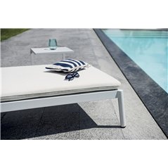 Lettino Porto Cervo In Alluminio - Textilene Sabbia - Cuscino Ecru' - Bianco