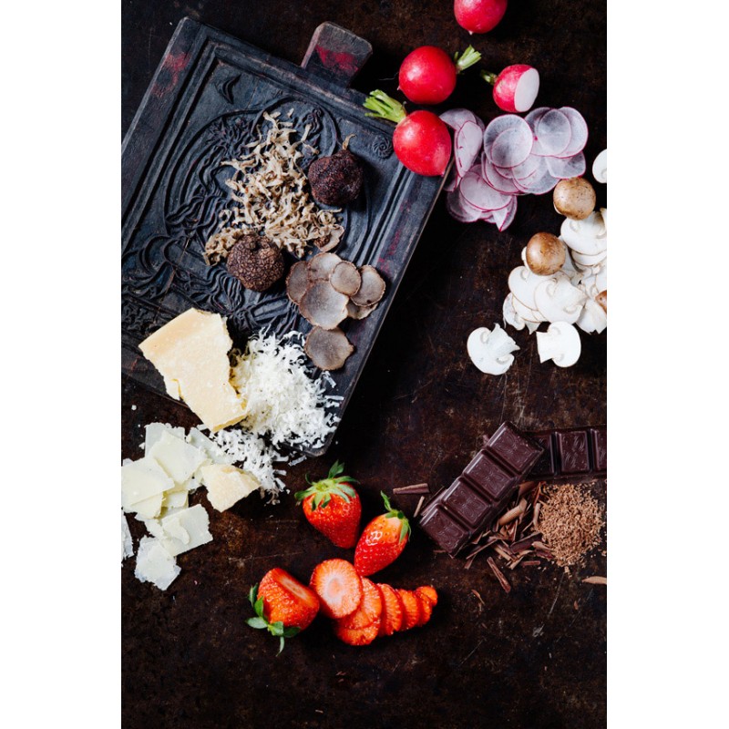 Microplane 2-in-1 Truffle Slicer and Grater Microplane 2-in-1 Truffle Slicer and Grater