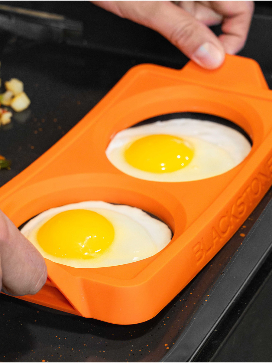 Dual-section egg moulds Blackstone 3 pieces in use