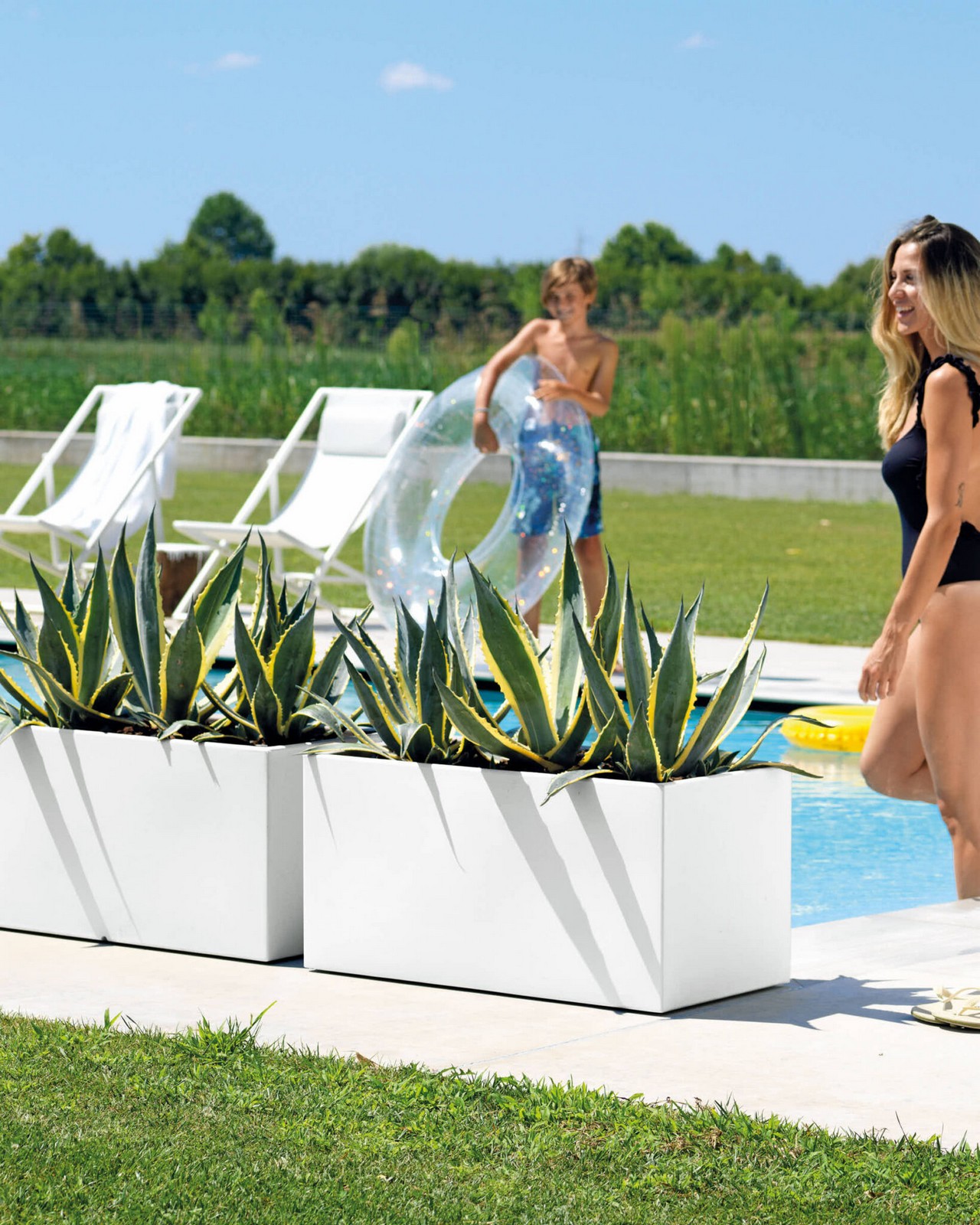 Veca Pots and Planters