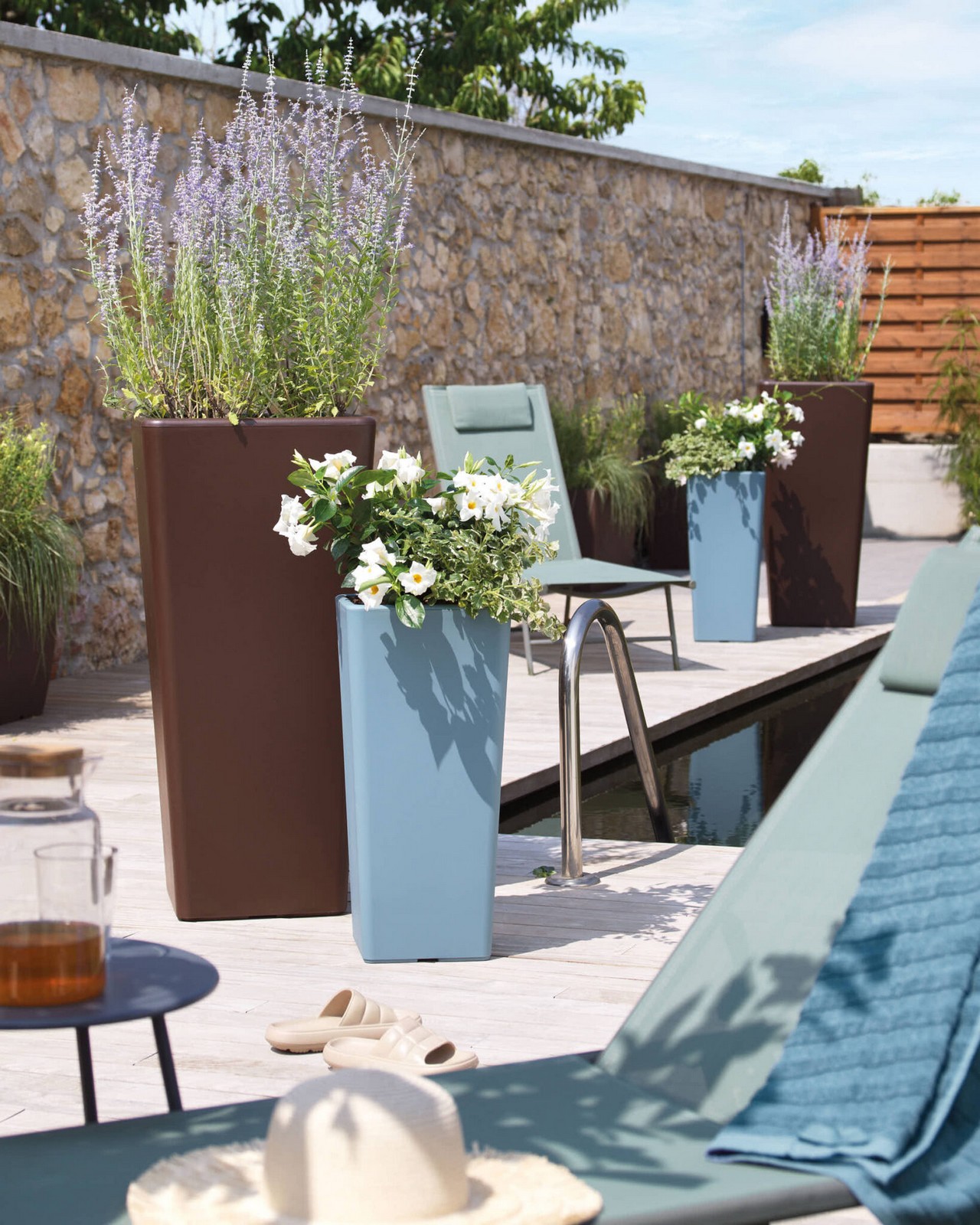 Veca Pots and Planters