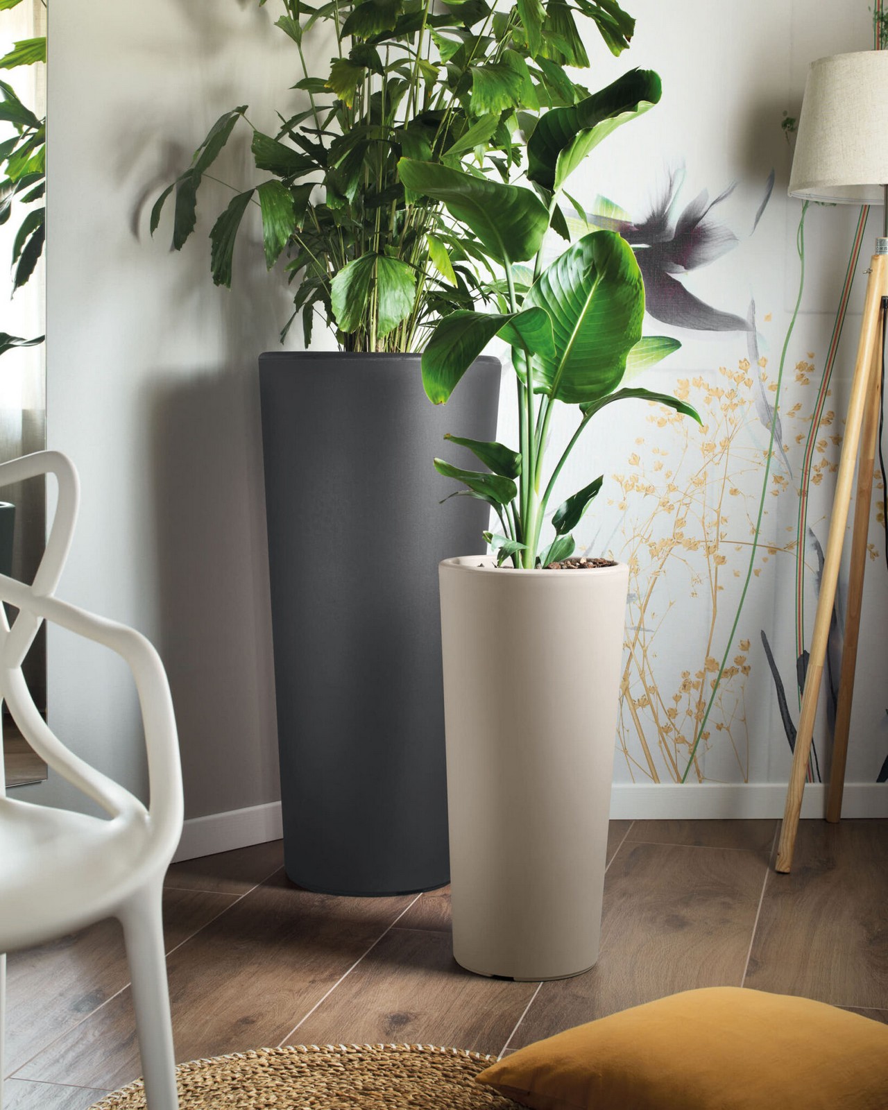 Veca Pots and Planters