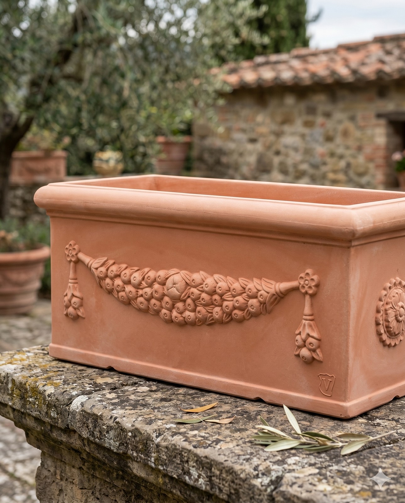 Veca Pots and Planters