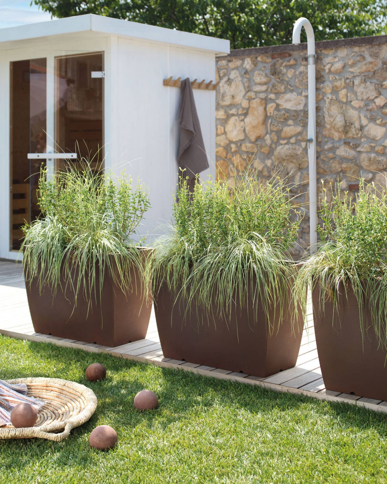 Veca Pots and Planters
