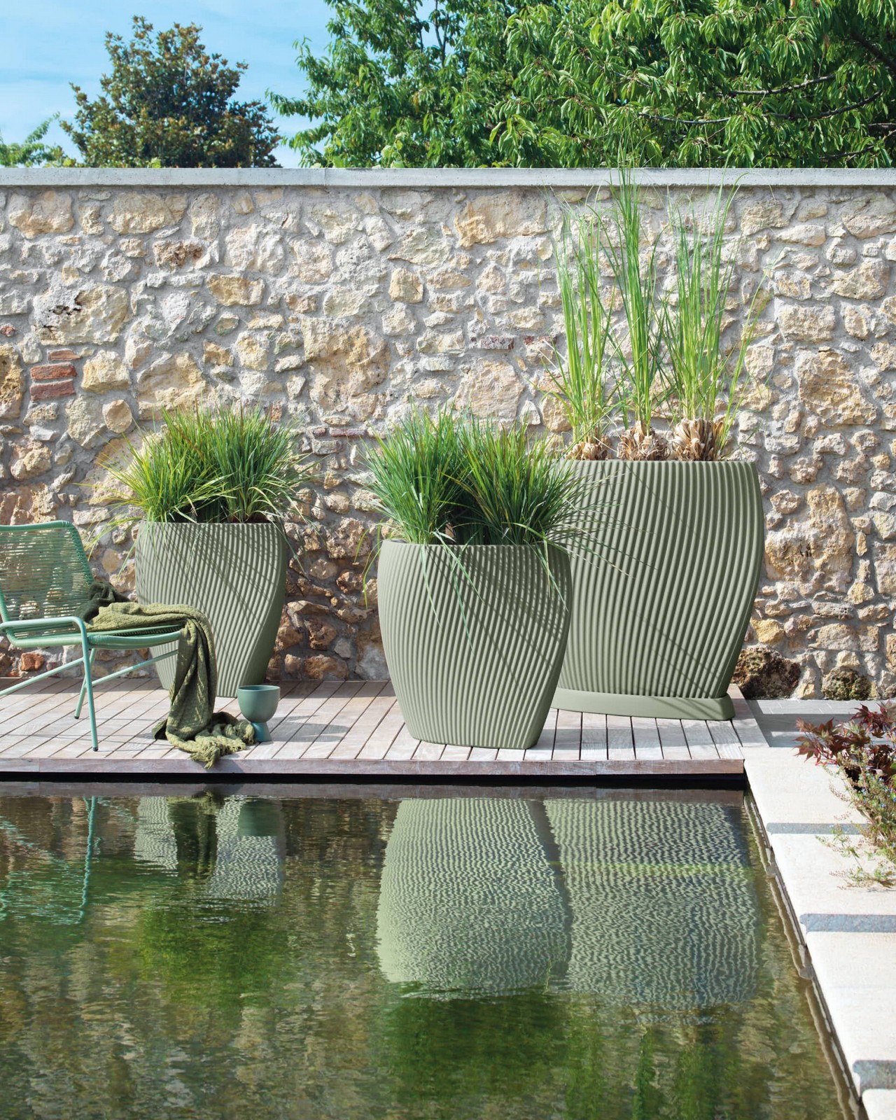 Veca Pots and Planters