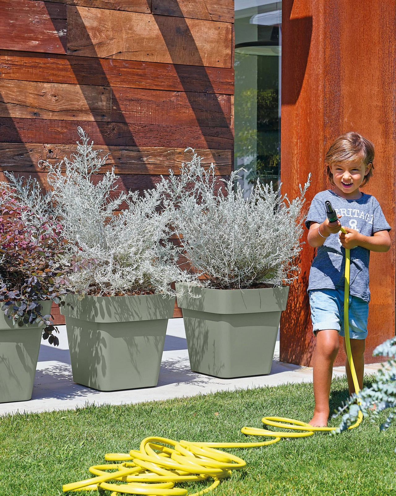 Veca Pots and Planters