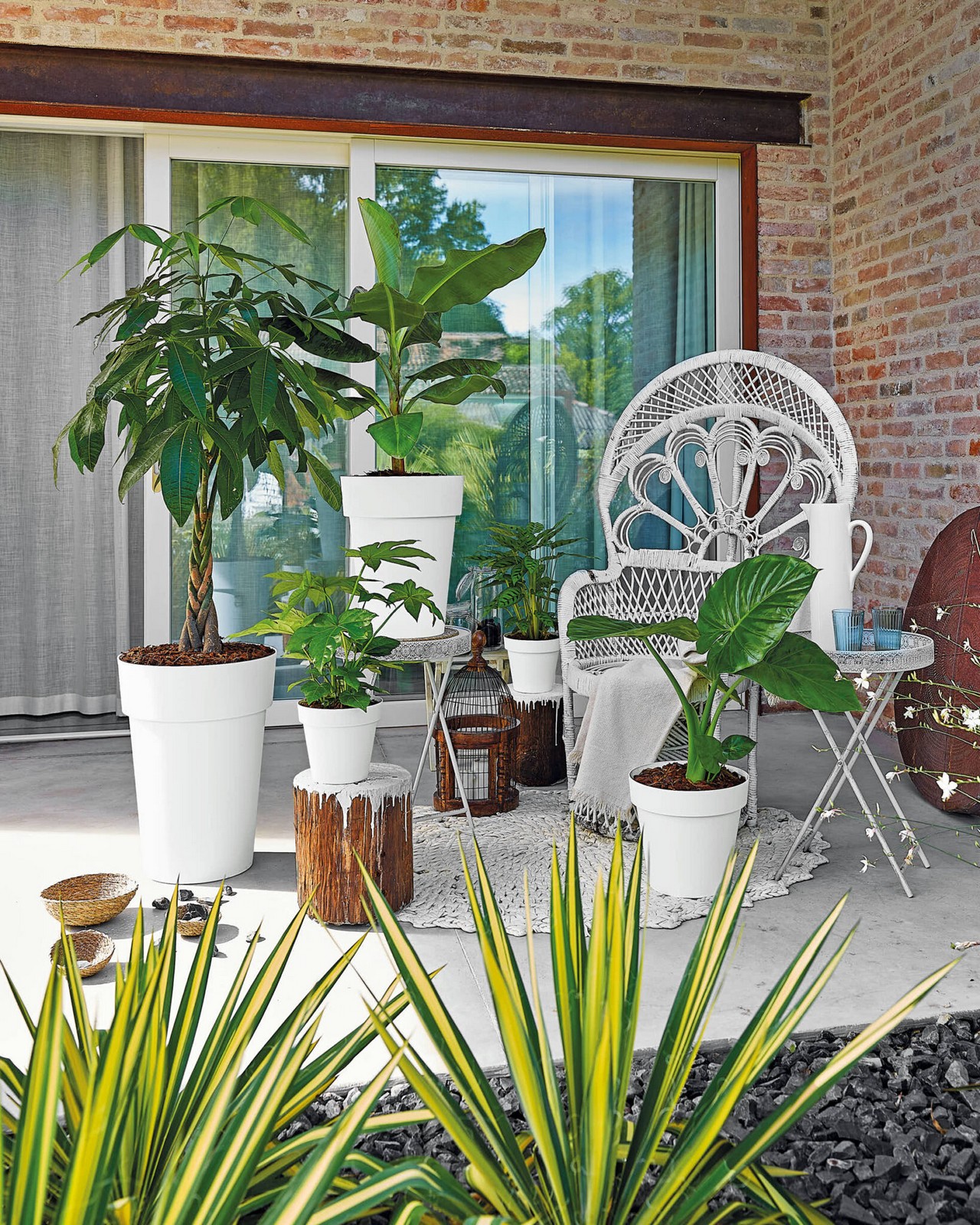 Veca Pots and Planters