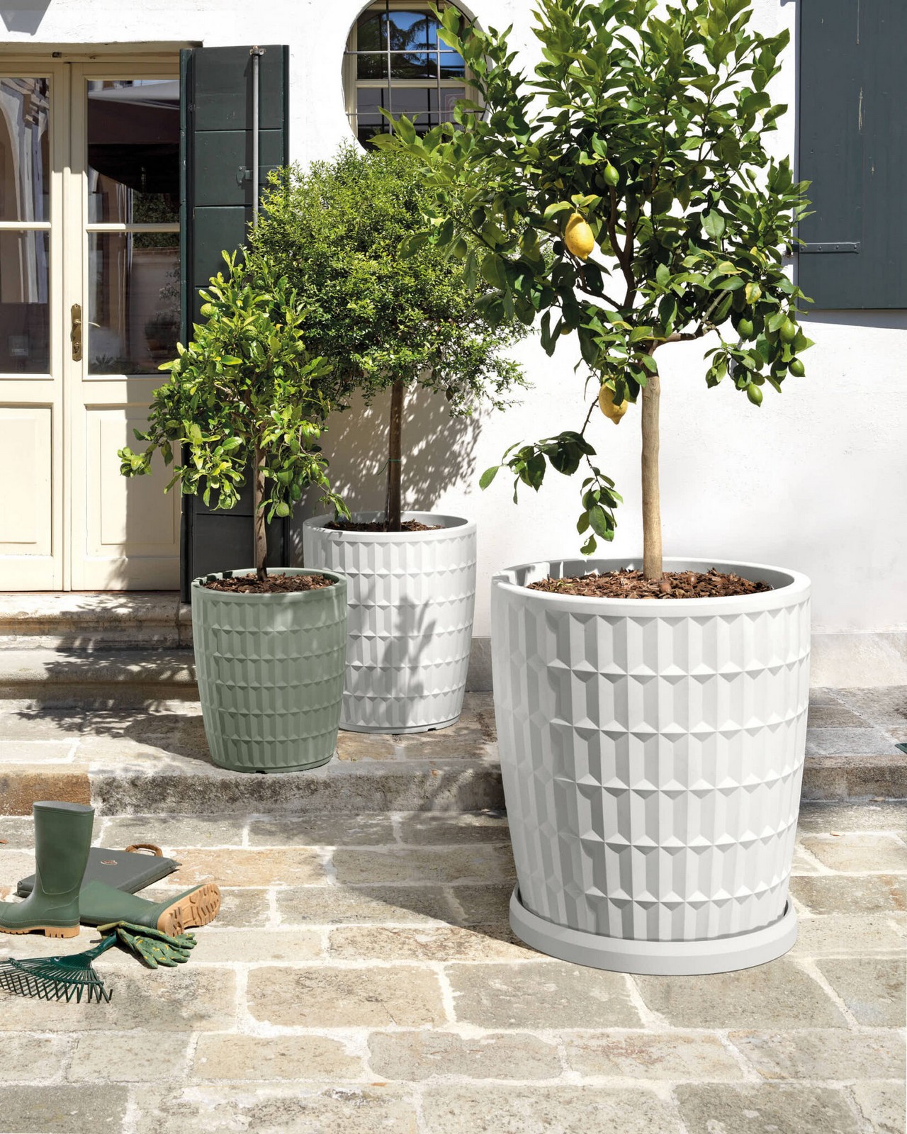 Veca Pots and Planters