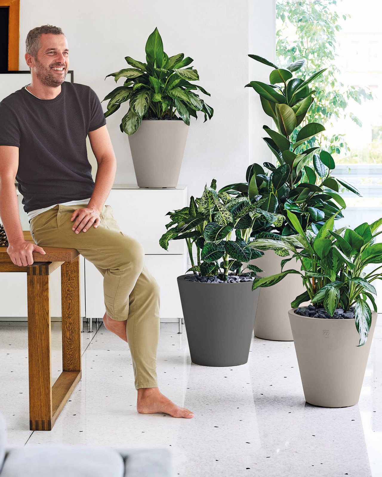 Veca Pots and Planters